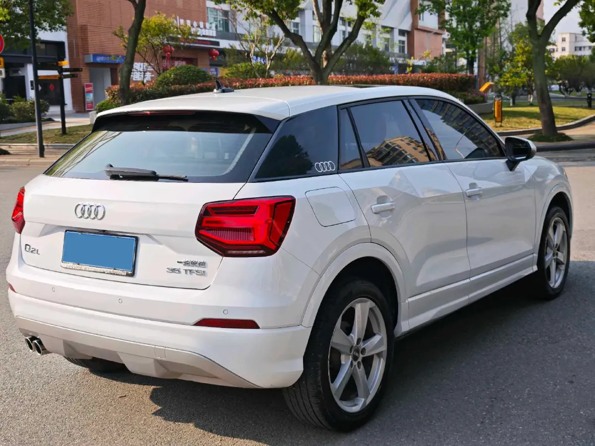2021 Audi Q2L 1.4T 150HP L4 7DCT,autocango,china used car exporter,china ev exporter,chinese used car exporter,chinese used ev exporter