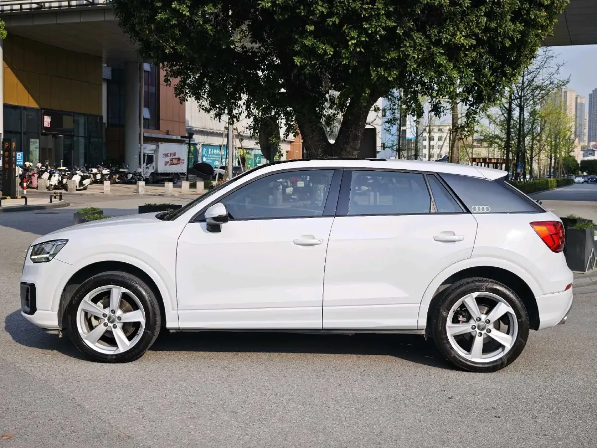 2021 Audi Q2L 1.4T 150HP L4 7DCT,autocango,china used car exporter,china ev exporter,chinese used car exporter,chinese used ev exporter