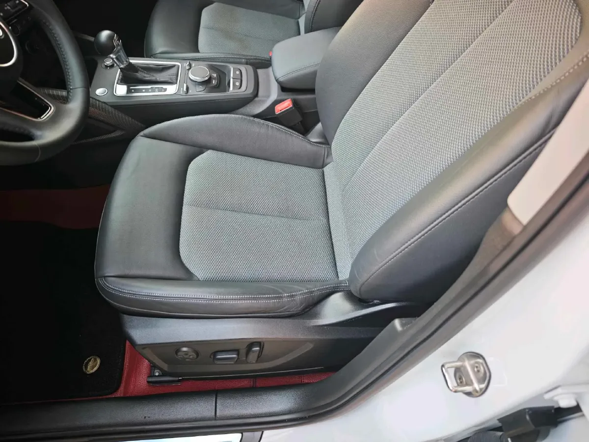 2021 Audi Q2L 1.4T 150HP L4 7DCT,autocango,china used car exporter,china ev exporter,chinese used car exporter,chinese used ev exporter