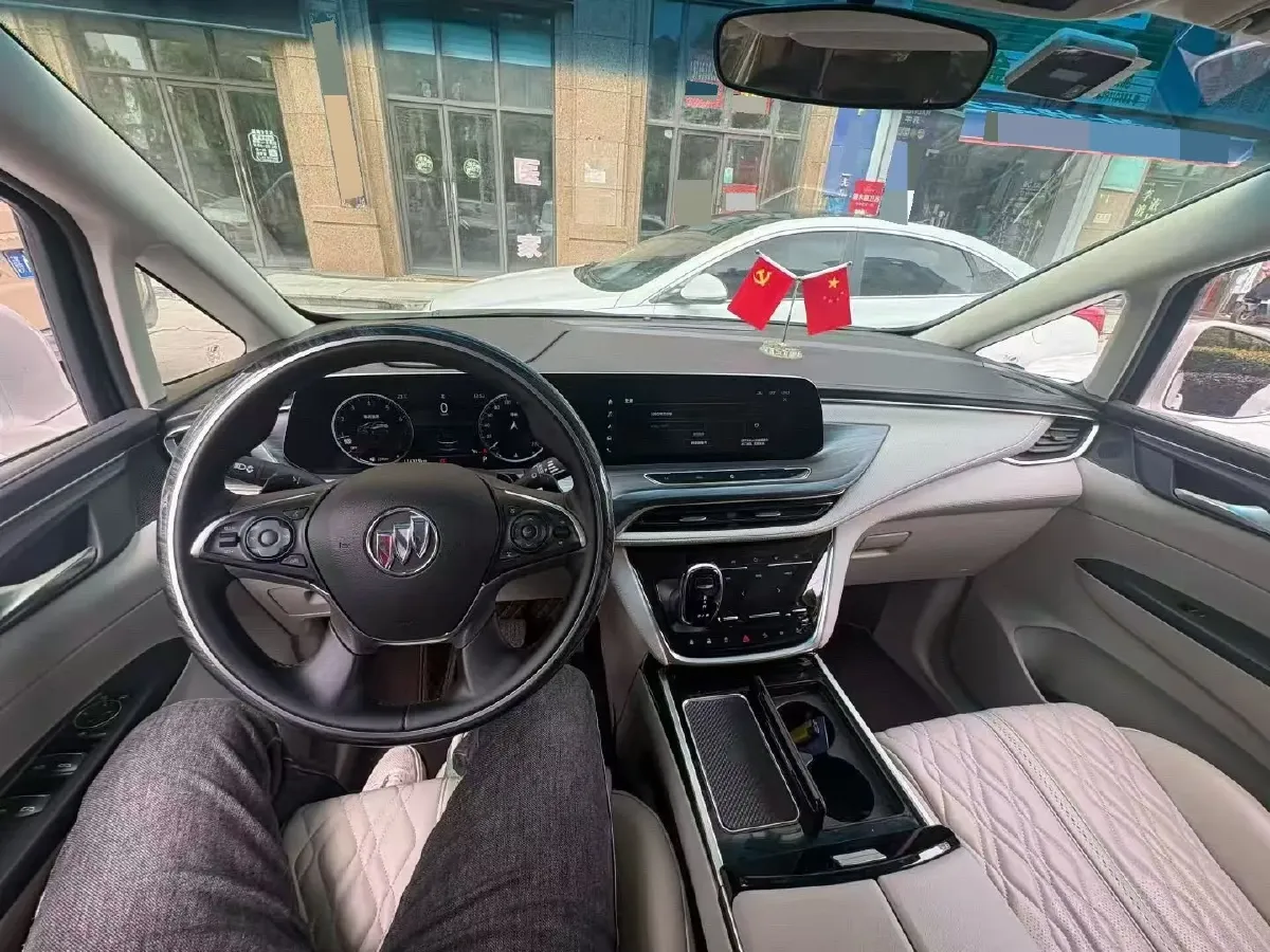 2022 Buick GL8 2.0T 237HP L4 9AT,autocango,china used car exporter,china ev exporter,chinese used car exporter,chinese used ev exporter