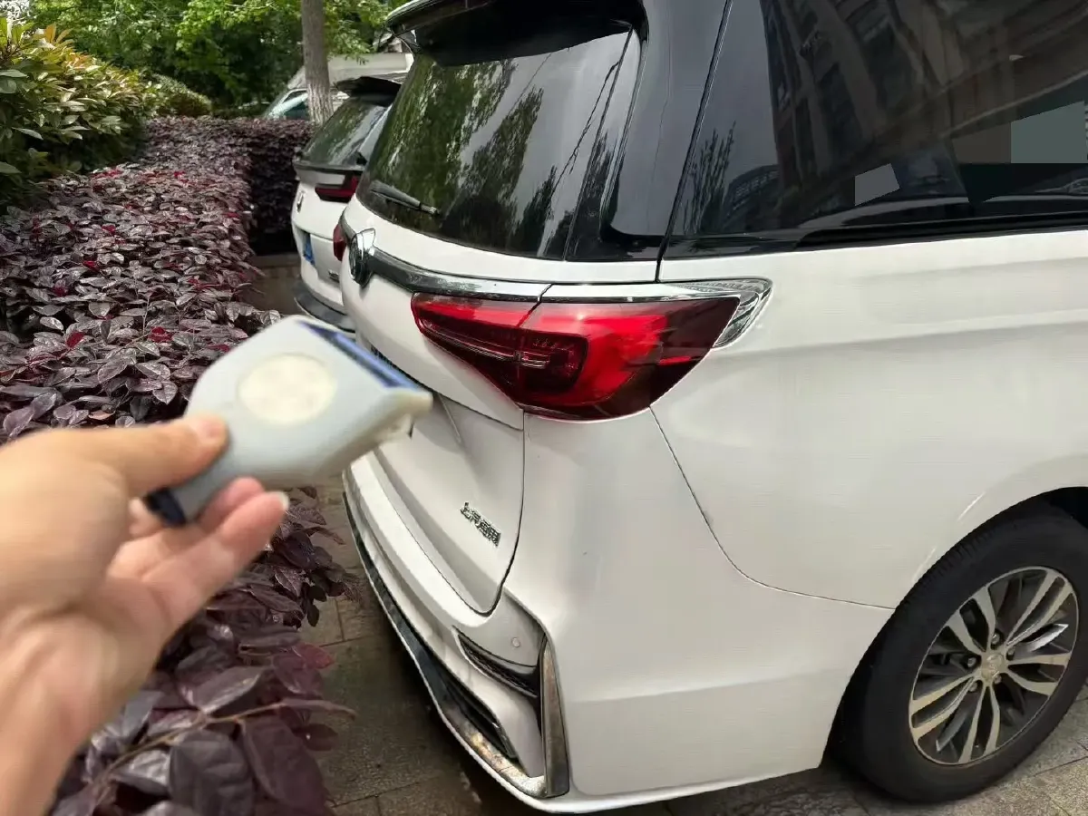 2022 Buick GL8 2.0T 237HP L4 9AT,autocango,china used car exporter,china ev exporter,chinese used car exporter,chinese used ev exporter