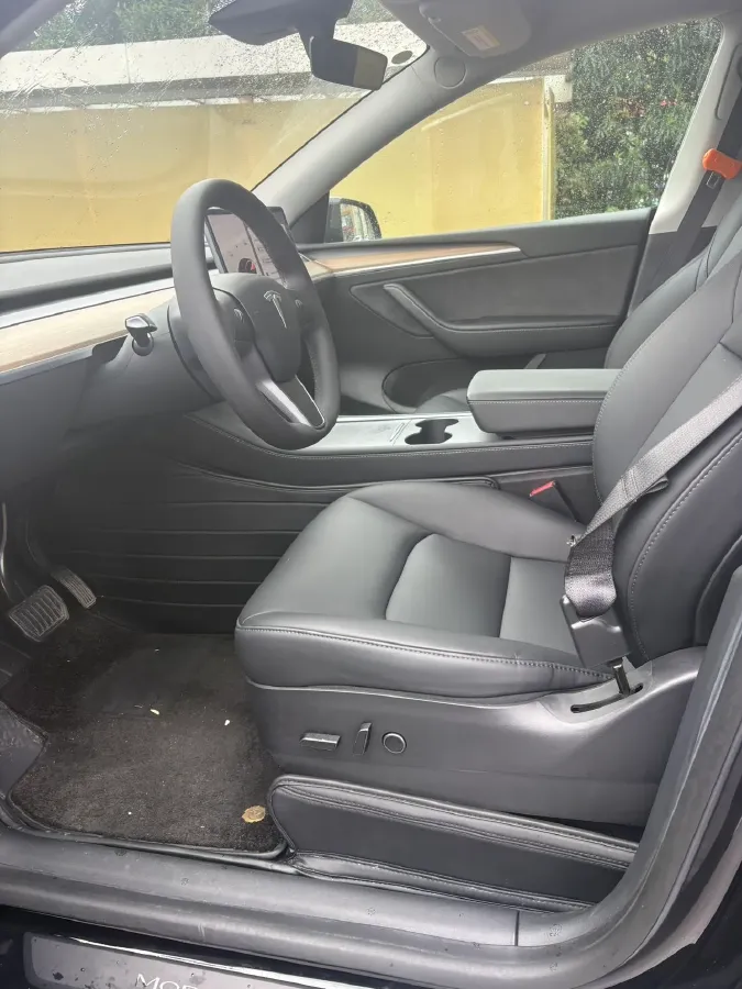 2022 Tesla Model Y BEV 60KWH,autocango,china used car exporter,china ev exporter,chinese used car exporter,chinese used ev exporter