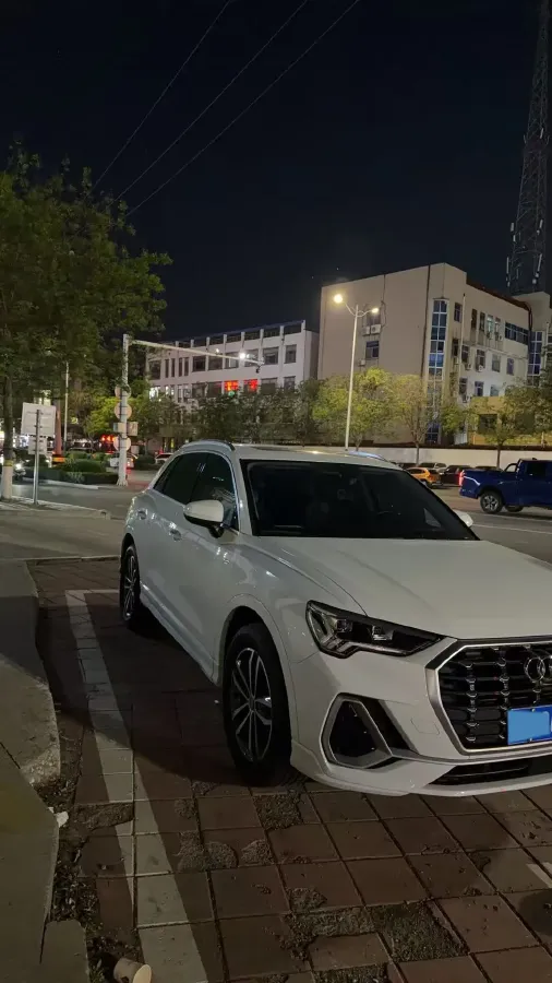 2021 Audi Q3 1.4T 150HP L4 7DCT,autocango,china used car exporter,china ev exporter,chinese used car exporter,chinese used ev exporter