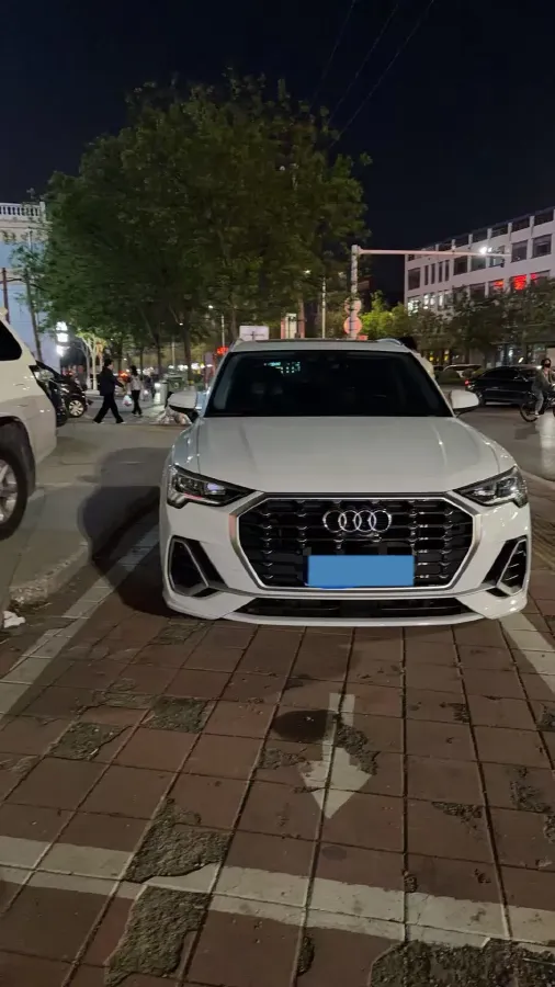 2021 Audi Q3 1.4T 150HP L4 7DCT,autocango,china used car exporter,china ev exporter,chinese used car exporter,chinese used ev exporter
