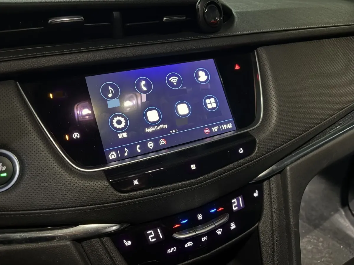 2021 Cadillac XT5 2.0T 237HP L4 9AT,autocango,china used car exporter,china ev exporter,chinese used car exporter,chinese used ev exporter