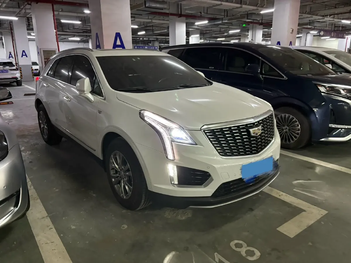 2021 Cadillac XT5 2.0T 237HP L4 9AT,autocango,china used car exporter,china ev exporter,chinese used car exporter,chinese used ev exporter