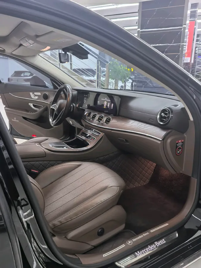 2022 Mercedes-Benz GLC Class 2.0T 258HP L4 9AT,autocango,china used car exporter,china ev exporter,chinese used car exporter,chinese used ev exporter