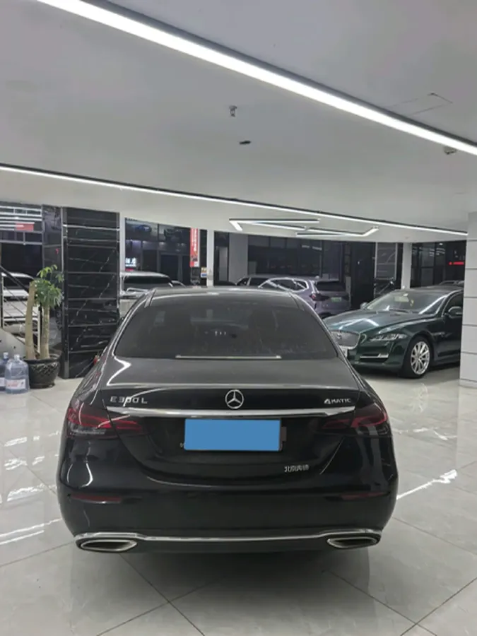 2022 Mercedes-Benz GLC Class 2.0T 258HP L4 9AT,autocango,china used car exporter,china ev exporter,chinese used car exporter,chinese used ev exporter