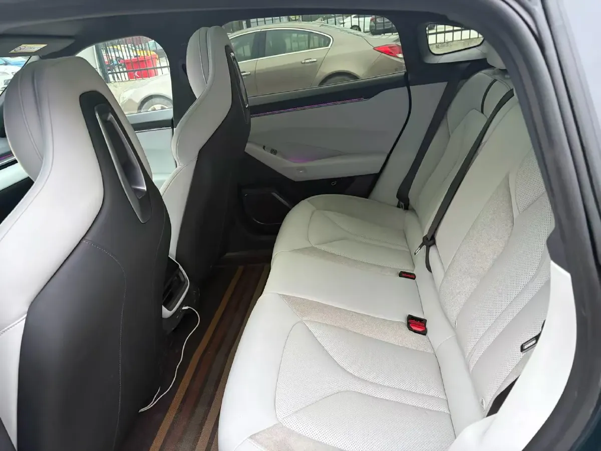 2026 HongQi HS5 2.0T 252HP L4 8AT,autocango,china used car exporter,china ev exporter,chinese used car exporter,chinese used ev exporter