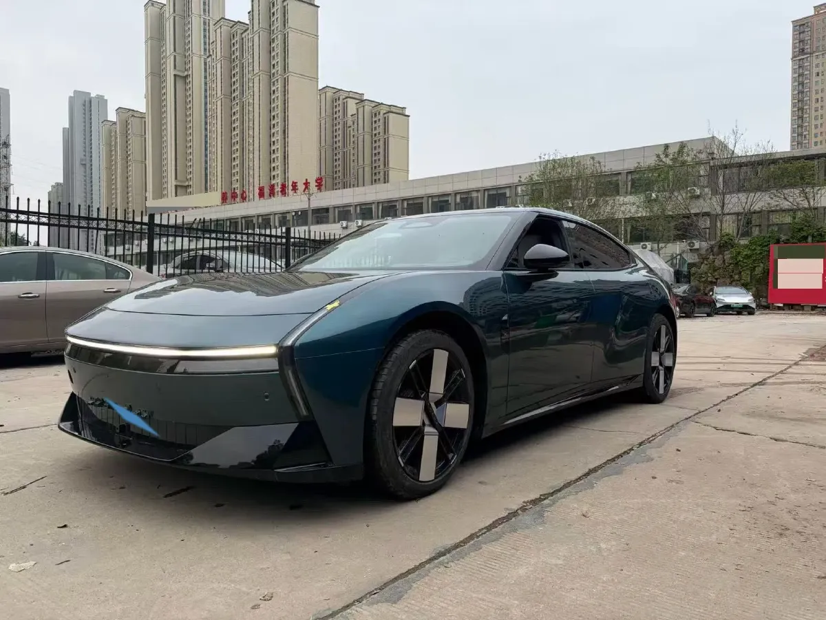 2026 HongQi HS5 2.0T 252HP L4 8AT,autocango,china used car exporter,china ev exporter,chinese used car exporter,chinese used ev exporter