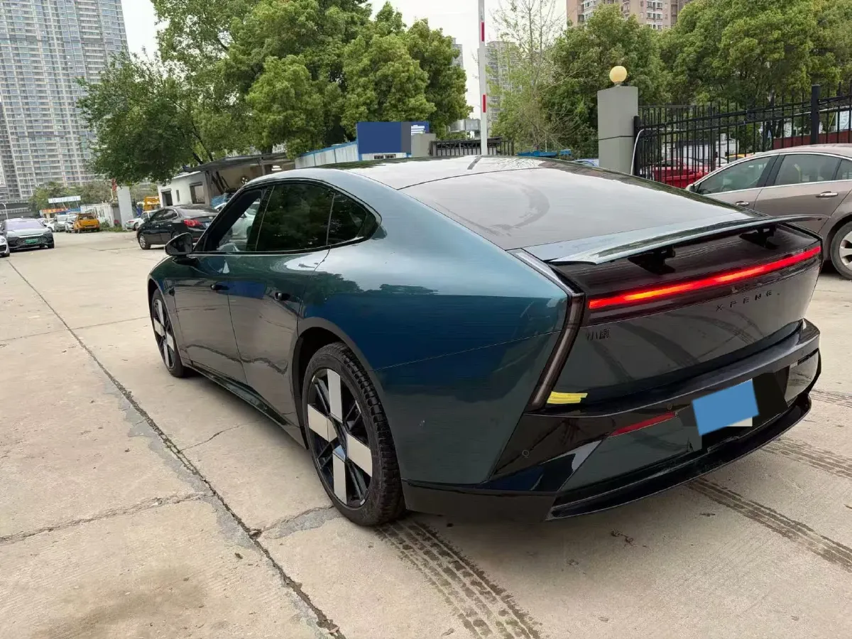 2026 HongQi HS5 2.0T 252HP L4 8AT,autocango,china used car exporter,china ev exporter,chinese used car exporter,chinese used ev exporter