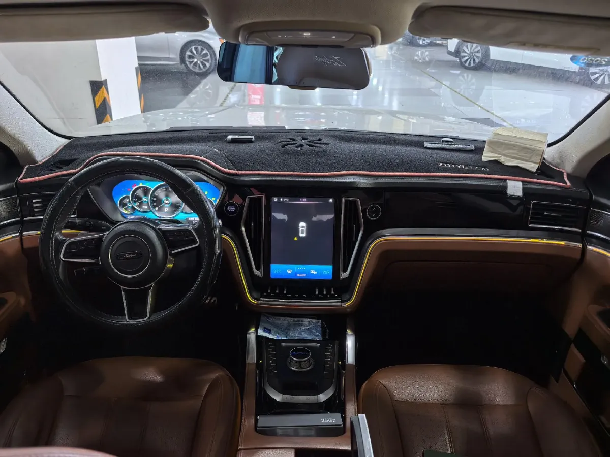 2017 Zotye T700 1.8T 177HP L4 6DCT,autocango,china used car exporter,china ev exporter,chinese used car exporter,chinese used ev exporter