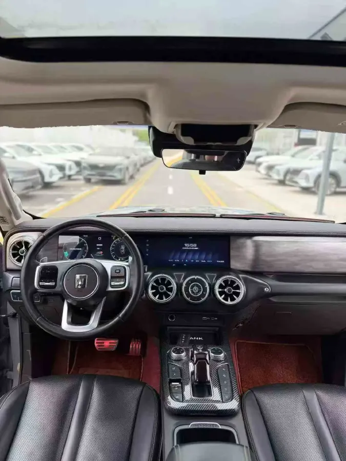 2021 Tank 300 2.0T 227HP L4 8AT,autocango,china used car exporter,china ev exporter,chinese used car exporter,chinese used ev exporter