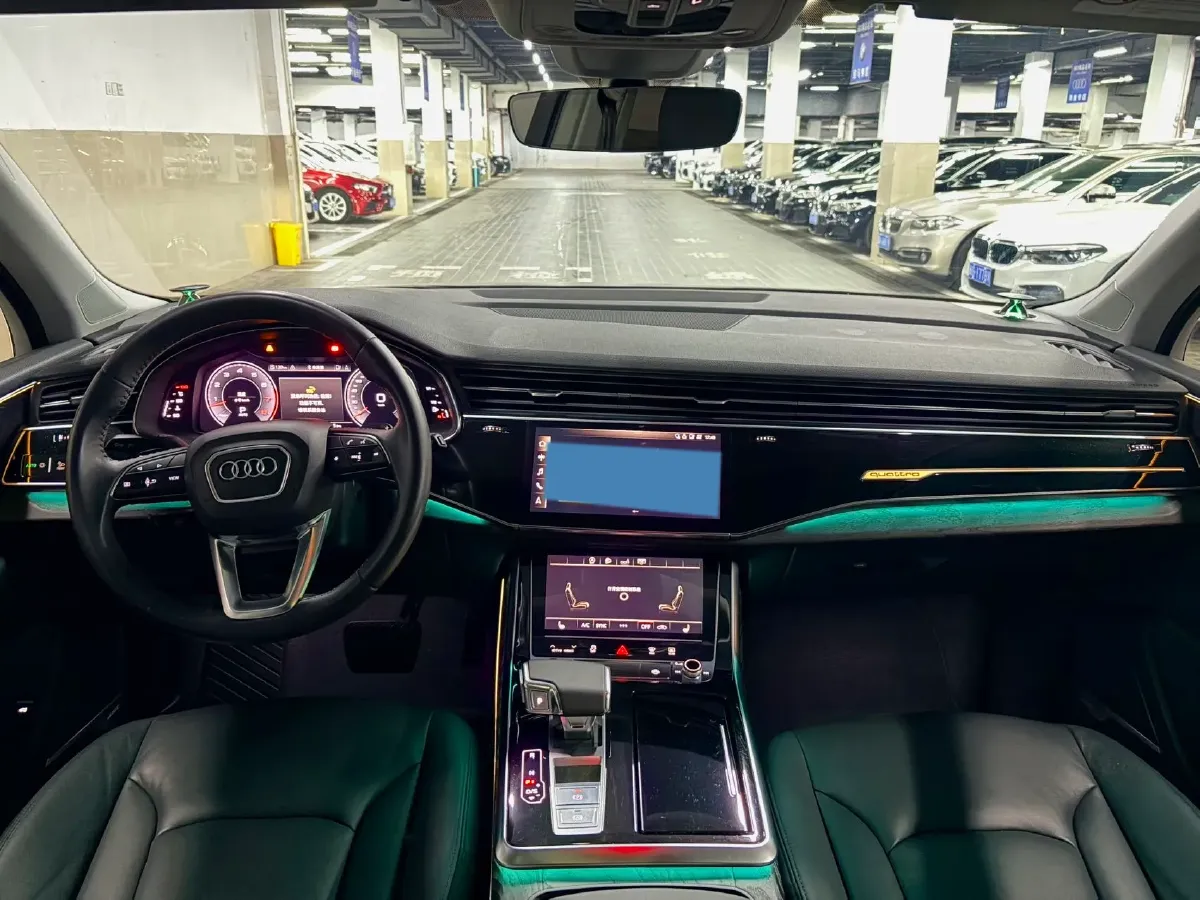 2020 Audi Q7 3.0T 340HP V6 8AT,autocango,china used car exporter,china ev exporter,chinese used car exporter,chinese used ev exporter