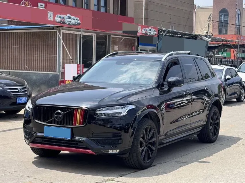 2018 Volvo XC90 2.0T 320HP L4 8AT,autocango,china used car exporter,china ev exporter,chinese used car exporter,chinese used ev exporter