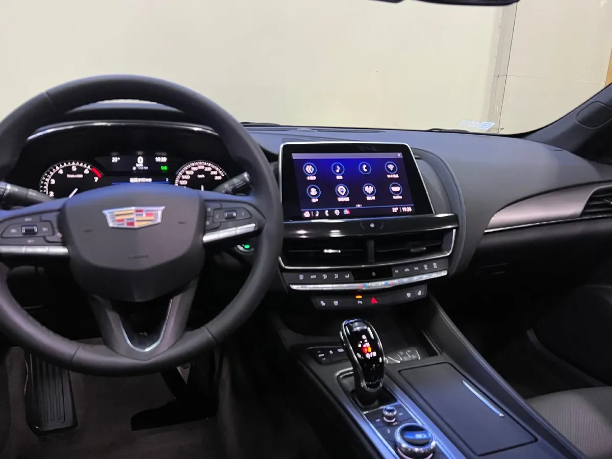 2022 Cadillac CT5 2.0T 237HP L4 10AT,autocango,china used car exporter,china ev exporter,chinese used car exporter,chinese used ev exporter