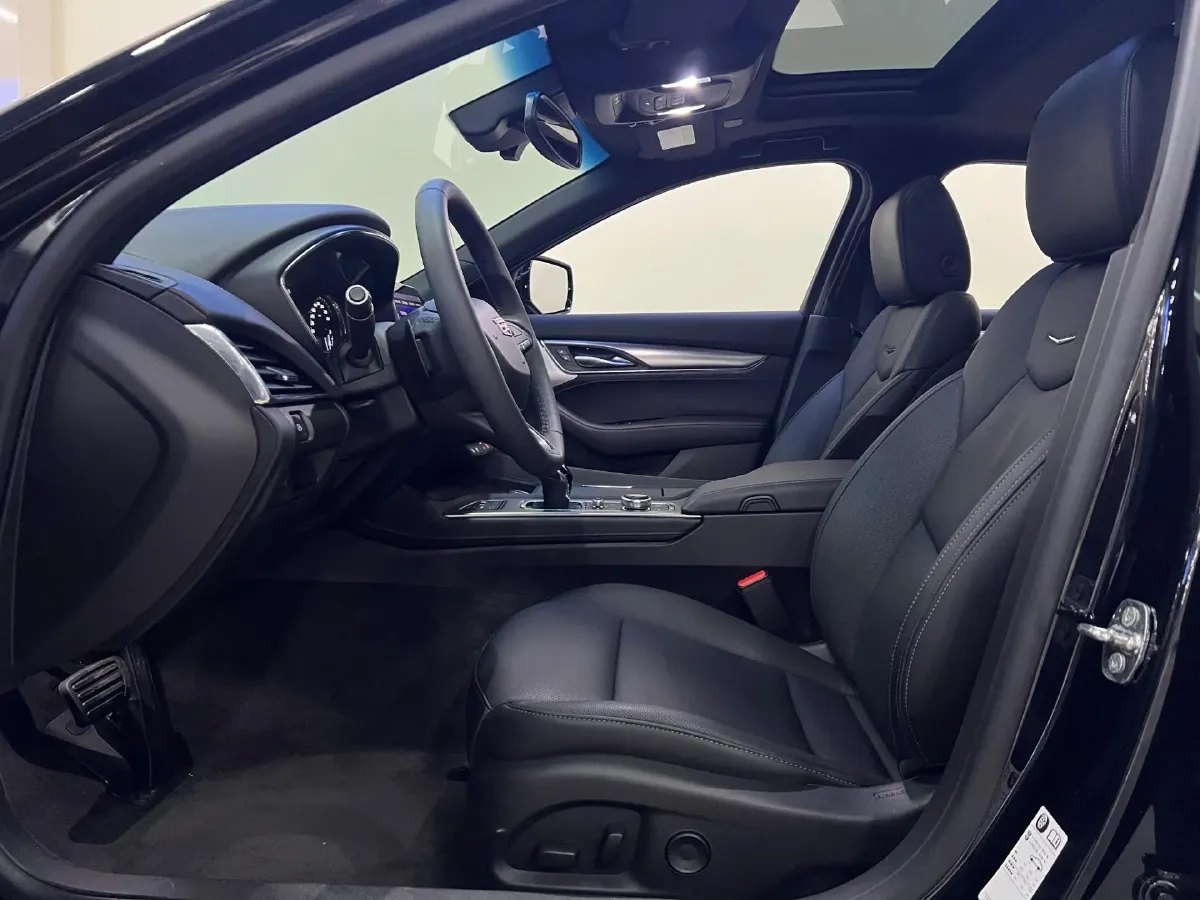 2022 Cadillac CT5 2.0T 237HP L4 10AT,autocango,china used car exporter,china ev exporter,chinese used car exporter,chinese used ev exporter