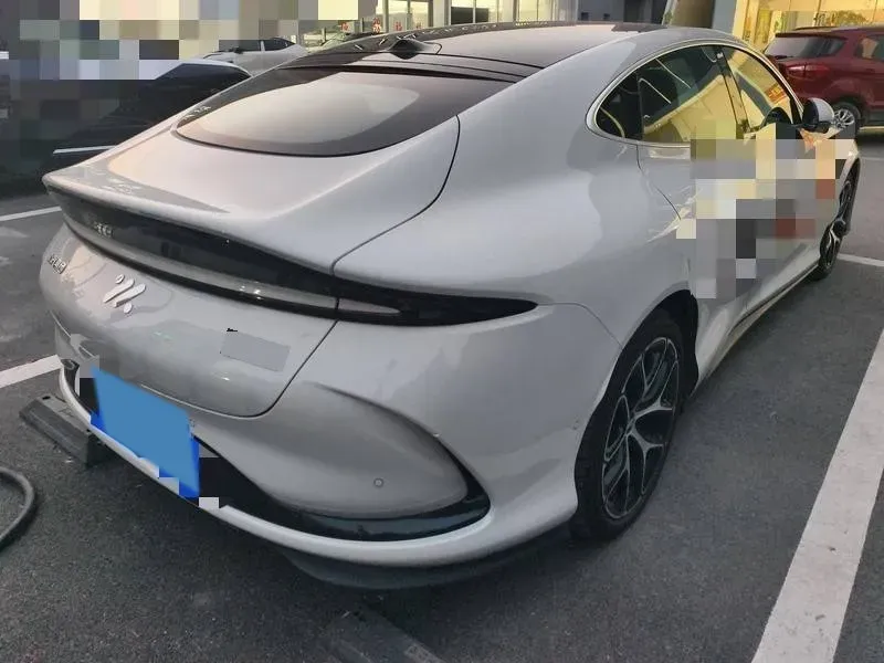 2025 IM L6 BEV,autocango,china used car exporter,china ev exporter,chinese used car exporter,chinese used ev exporter