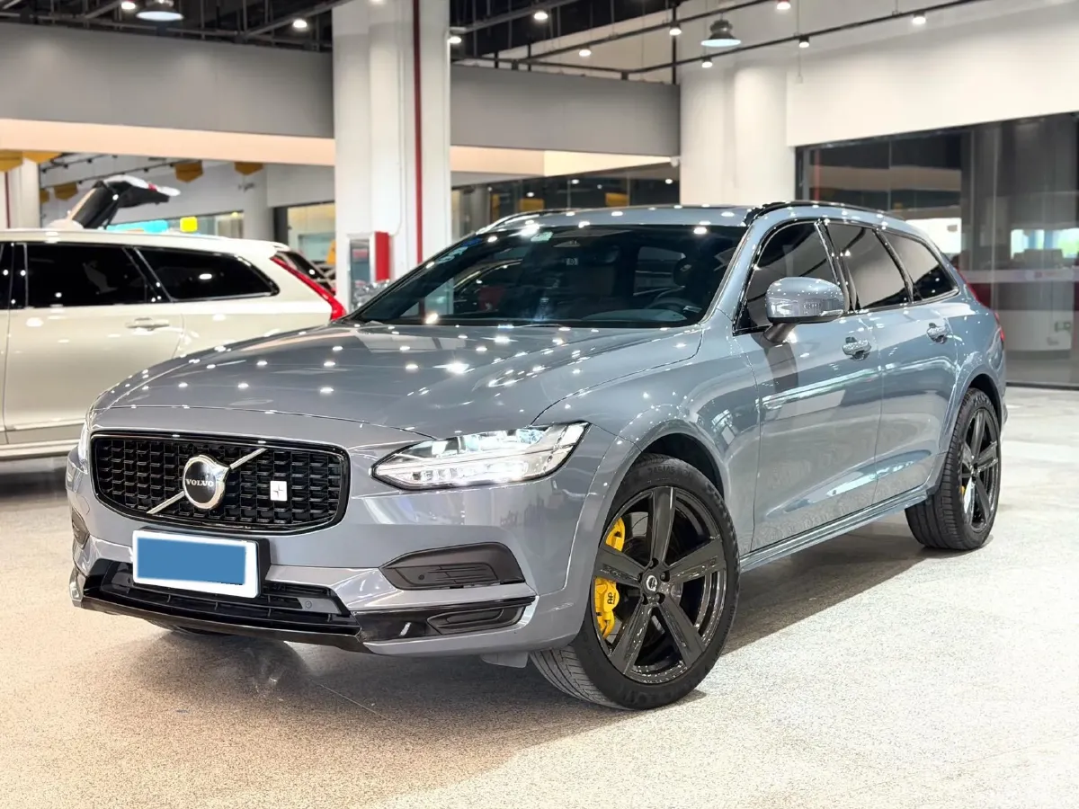 2022 Volvo V90 2.0T 250HP L4 8AT,autocango,china used car exporter,china ev exporter,chinese used car exporter,chinese used ev exporter