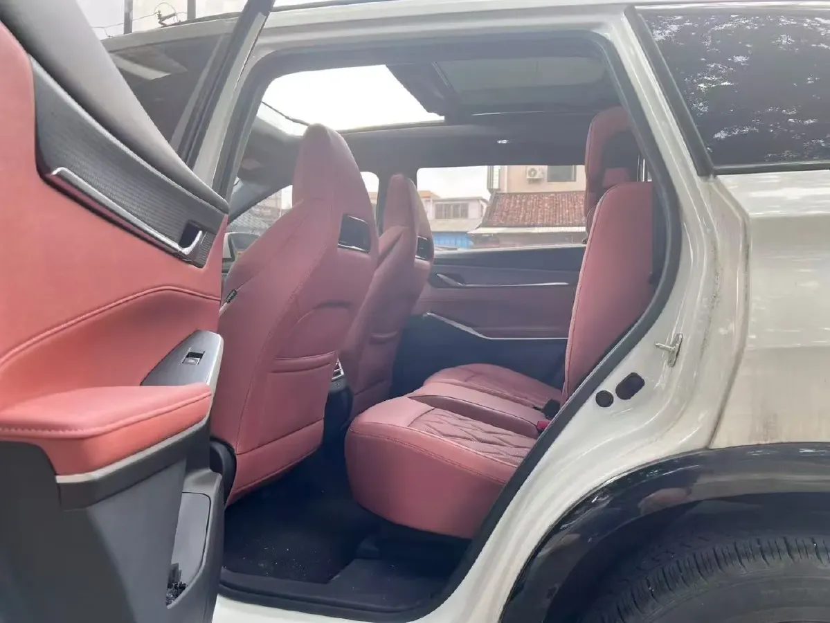 2023 ChangAn CS75 Plus 1.5T 188HP L4 8AT,autocango,china used car exporter,china ev exporter,chinese used car exporter,chinese used ev exporter