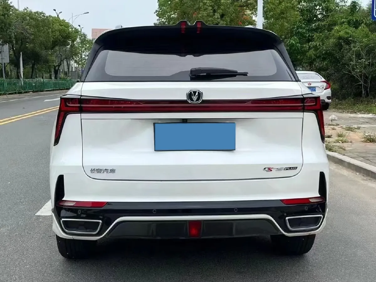 2023 ChangAn CS75 Plus 1.5T 188HP L4 8AT,autocango,china used car exporter,china ev exporter,chinese used car exporter,chinese used ev exporter