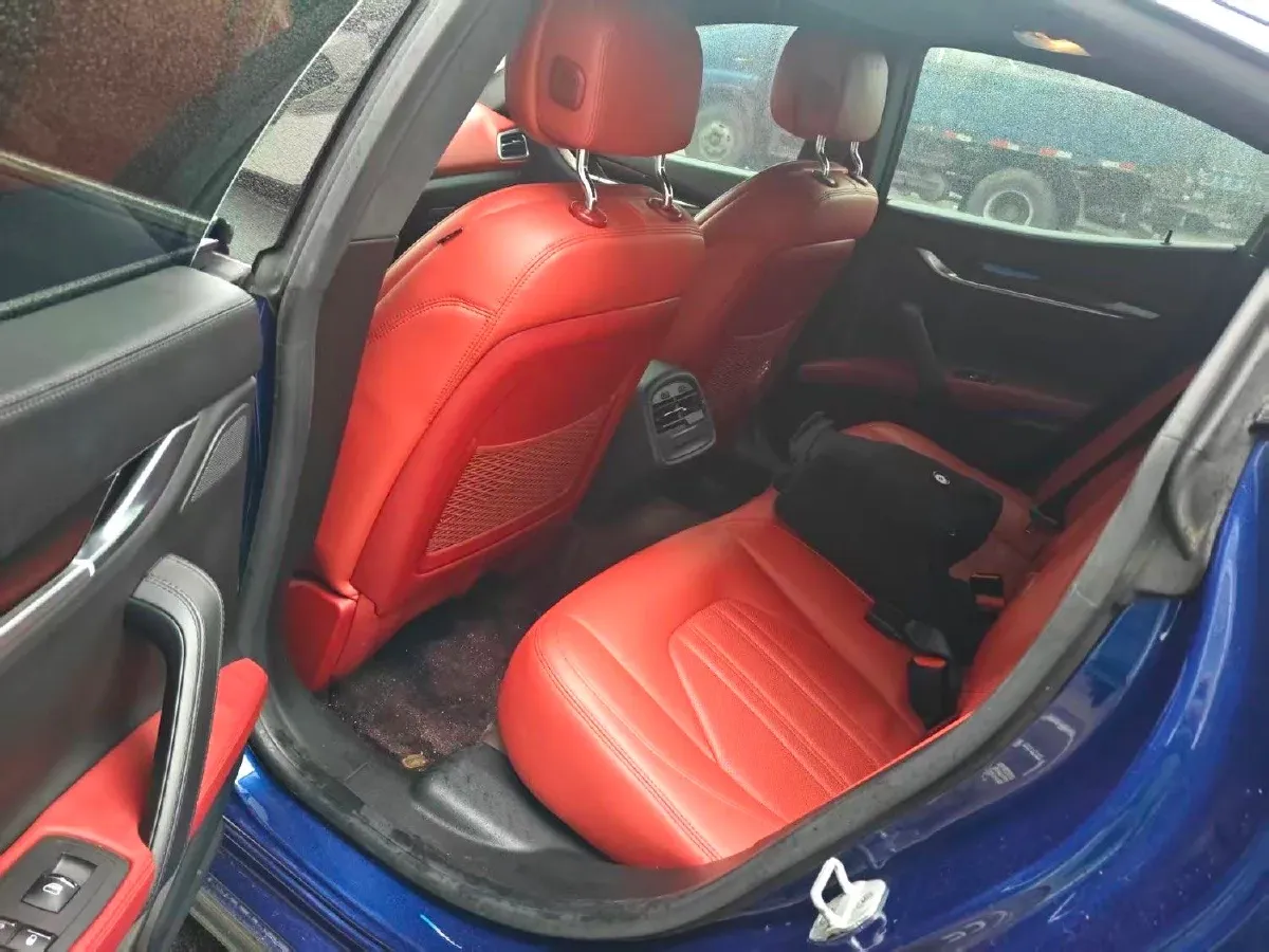 2014 Maserati Ghibli 3.0T 409HP V6 8AT,autocango,china used car exporter,china ev exporter,chinese used car exporter,chinese used ev exporter