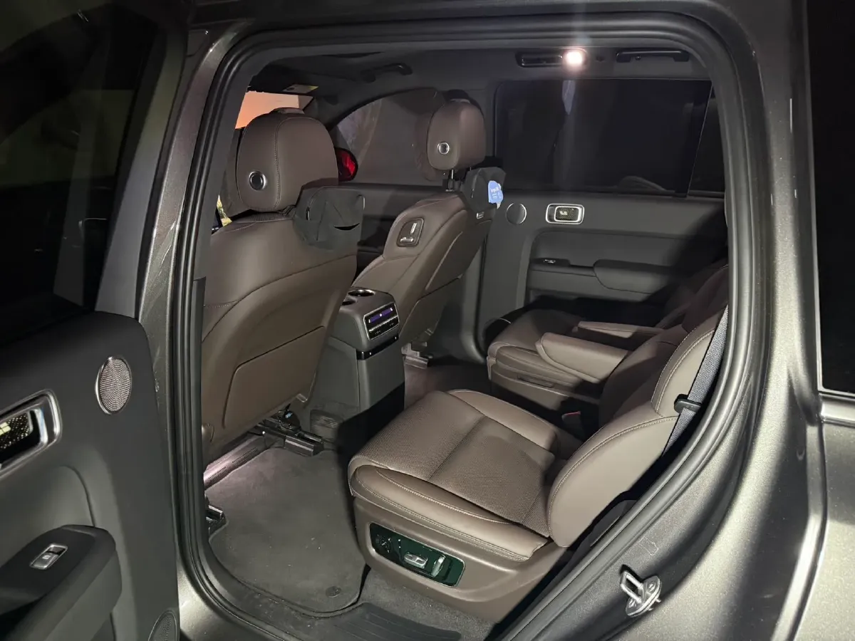 2022 Li L9 Range Extended 154HP REEV 42.6KWH,autocango,china used car exporter,china ev exporter,chinese used car exporter,chinese used ev exporter