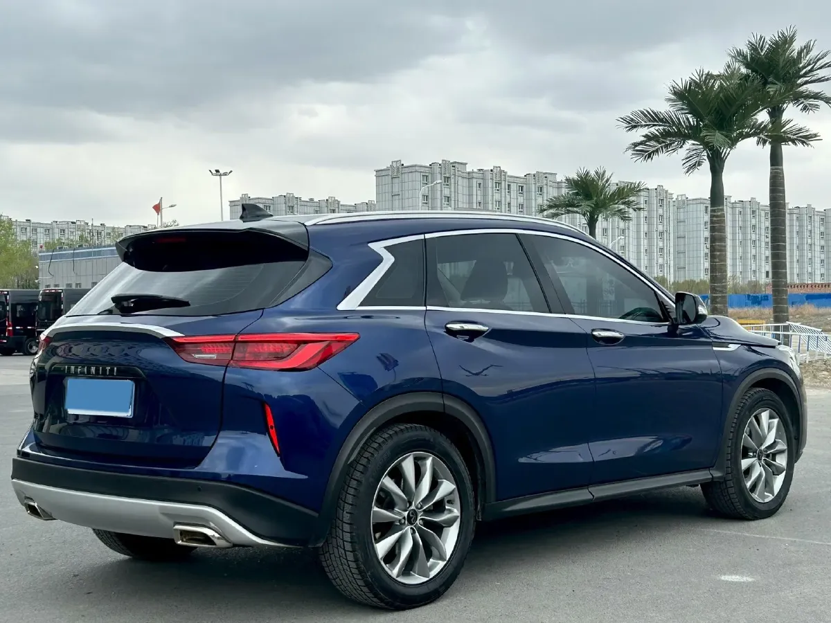 2020 Infiniti QX50 2.0T 272HP L4 CVT,autocango,china used car exporter,china ev exporter,chinese used car exporter,chinese used ev exporter