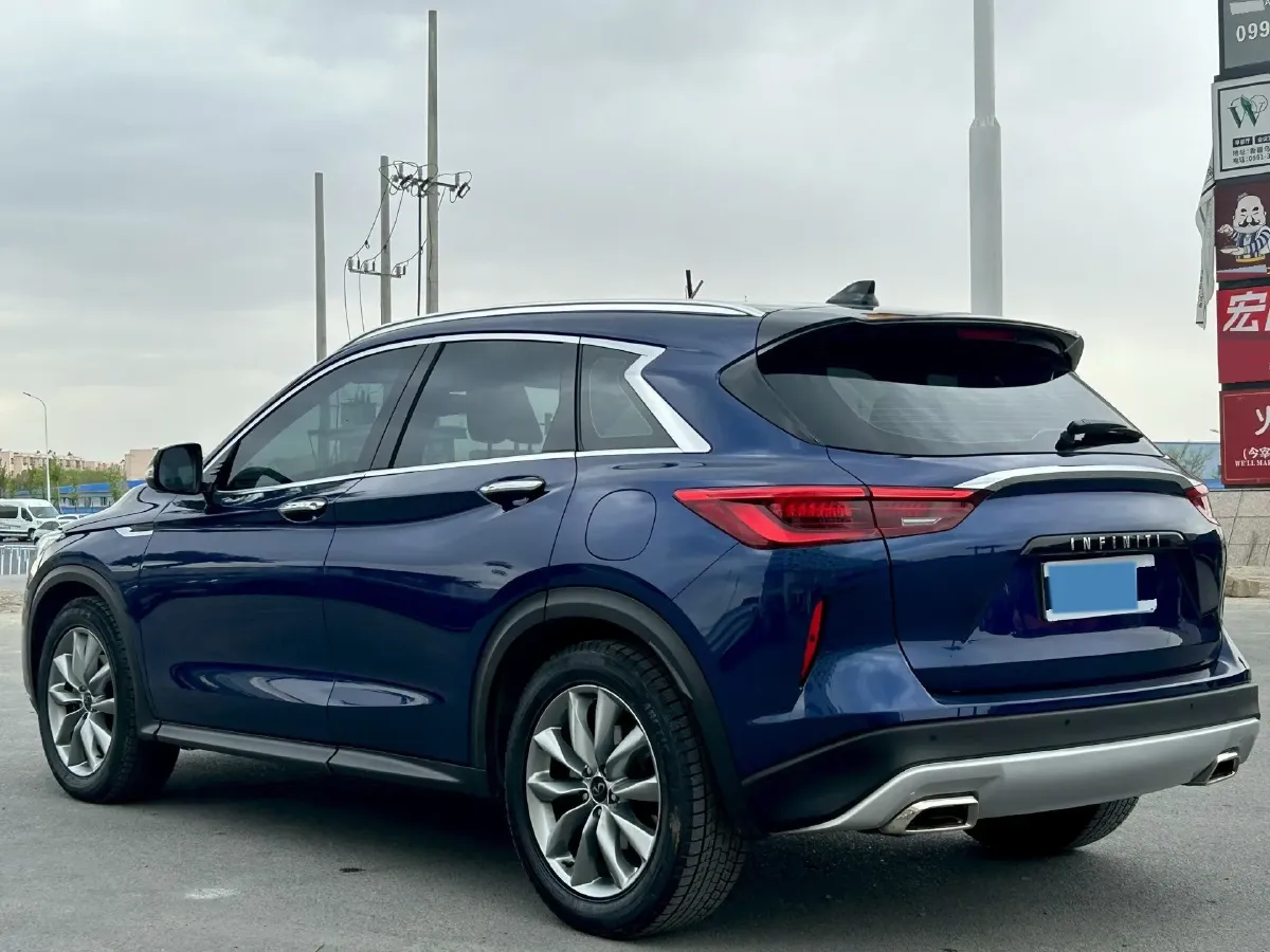 2020 Infiniti QX50 2.0T 272HP L4 CVT,autocango,china used car exporter,china ev exporter,chinese used car exporter,chinese used ev exporter