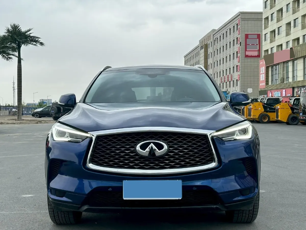 2020 Infiniti QX50 2.0T 272HP L4 CVT,autocango,china used car exporter,china ev exporter,chinese used car exporter,chinese used ev exporter