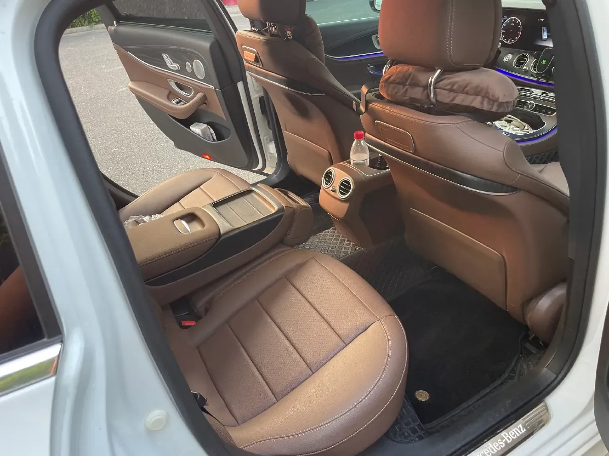 2020 Mercedes-Benz E Class 2.0T 258HP L4 9AT,autocango,china used car exporter,china ev exporter,chinese used car exporter,chinese used ev exporter