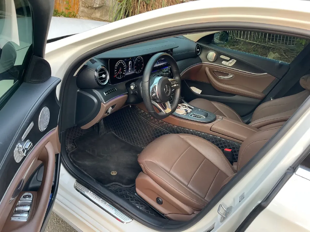 2020 Mercedes-Benz E Class 2.0T 258HP L4 9AT,autocango,china used car exporter,china ev exporter,chinese used car exporter,chinese used ev exporter