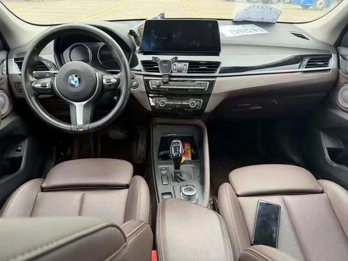 2021 BMW X1 2.0T 192HP L4 7DCT,autocango,china used car exporter,china ev exporter,chinese used car exporter,chinese used ev exporter