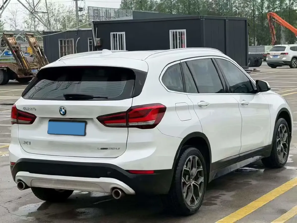 2021 BMW X1 2.0T 192HP L4 7DCT,autocango,china used car exporter,china ev exporter,chinese used car exporter,chinese used ev exporter