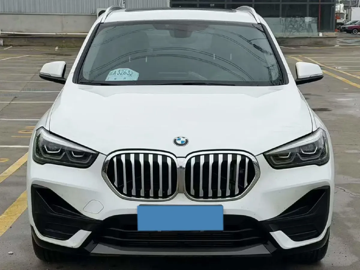 2021 BMW X1 2.0T 192HP L4 7DCT,autocango,china used car exporter,china ev exporter,chinese used car exporter,chinese used ev exporter