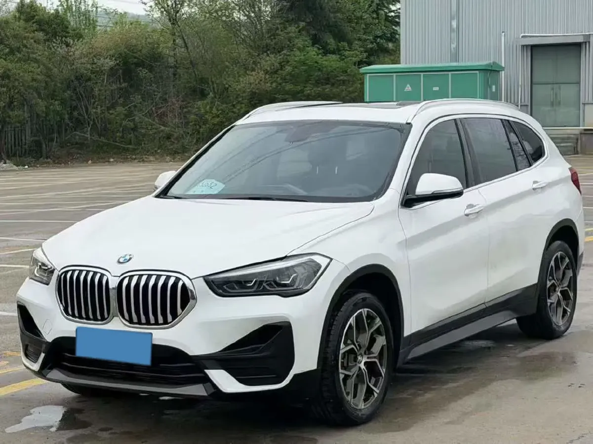 2021 BMW X1 2.0T 192HP L4 7DCT,autocango,china used car exporter,china ev exporter,chinese used car exporter,chinese used ev exporter