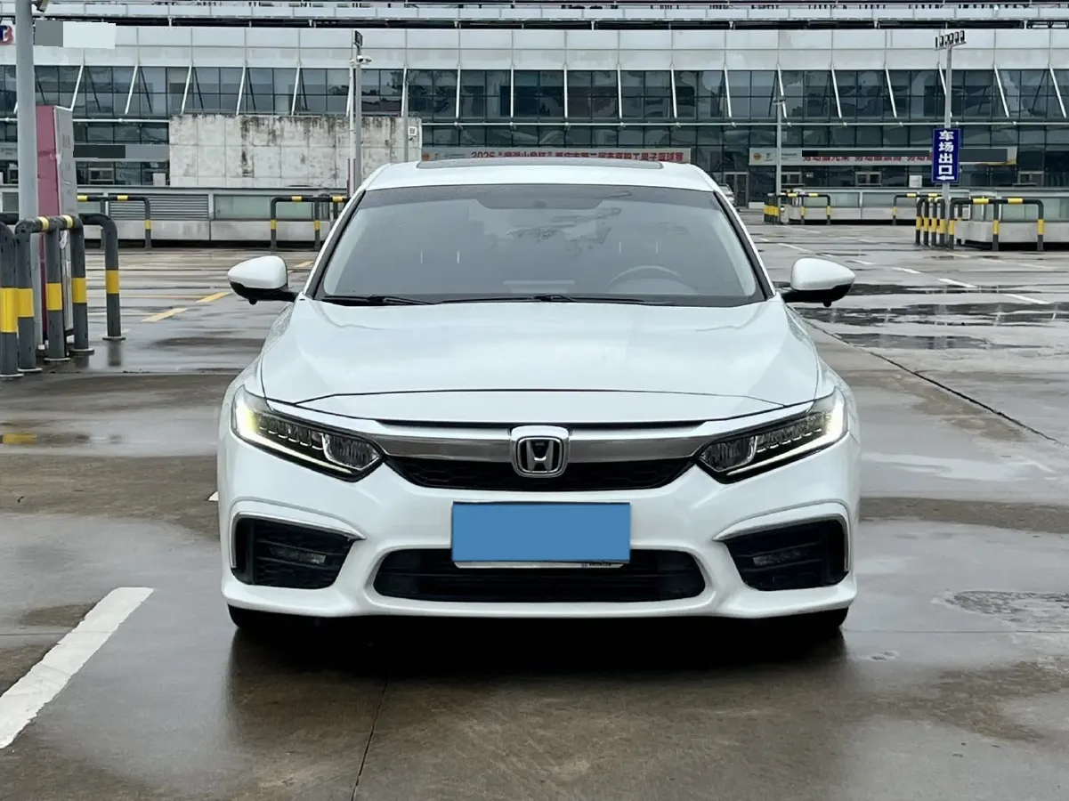 2019 Honda Inspire 1.5T 194HP L4 CVT,autocango,china used car exporter,china ev exporter,chinese used car exporter,chinese used ev exporter