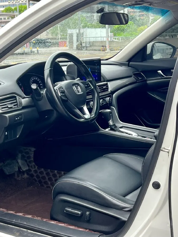 2019 Honda Inspire 1.5T 194HP L4 CVT,autocango,china used car exporter,china ev exporter,chinese used car exporter,chinese used ev exporter