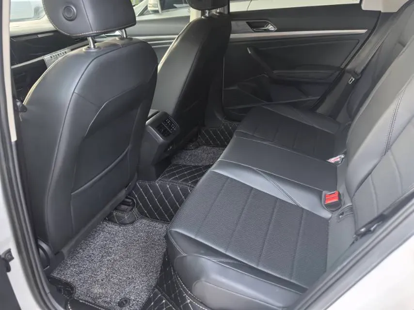 2021 Volkswagen Lavida 1.5L 113HP L4 6AT,autocango,china used car exporter,china ev exporter,chinese used car exporter,chinese used ev exporter