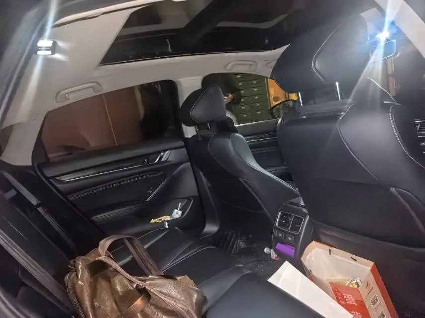 2022 Honda Accord 2.0L 146HP L4 E-CVT Hybrid,autocango,china used car exporter,china ev exporter,chinese used car exporter,chinese used ev exporter