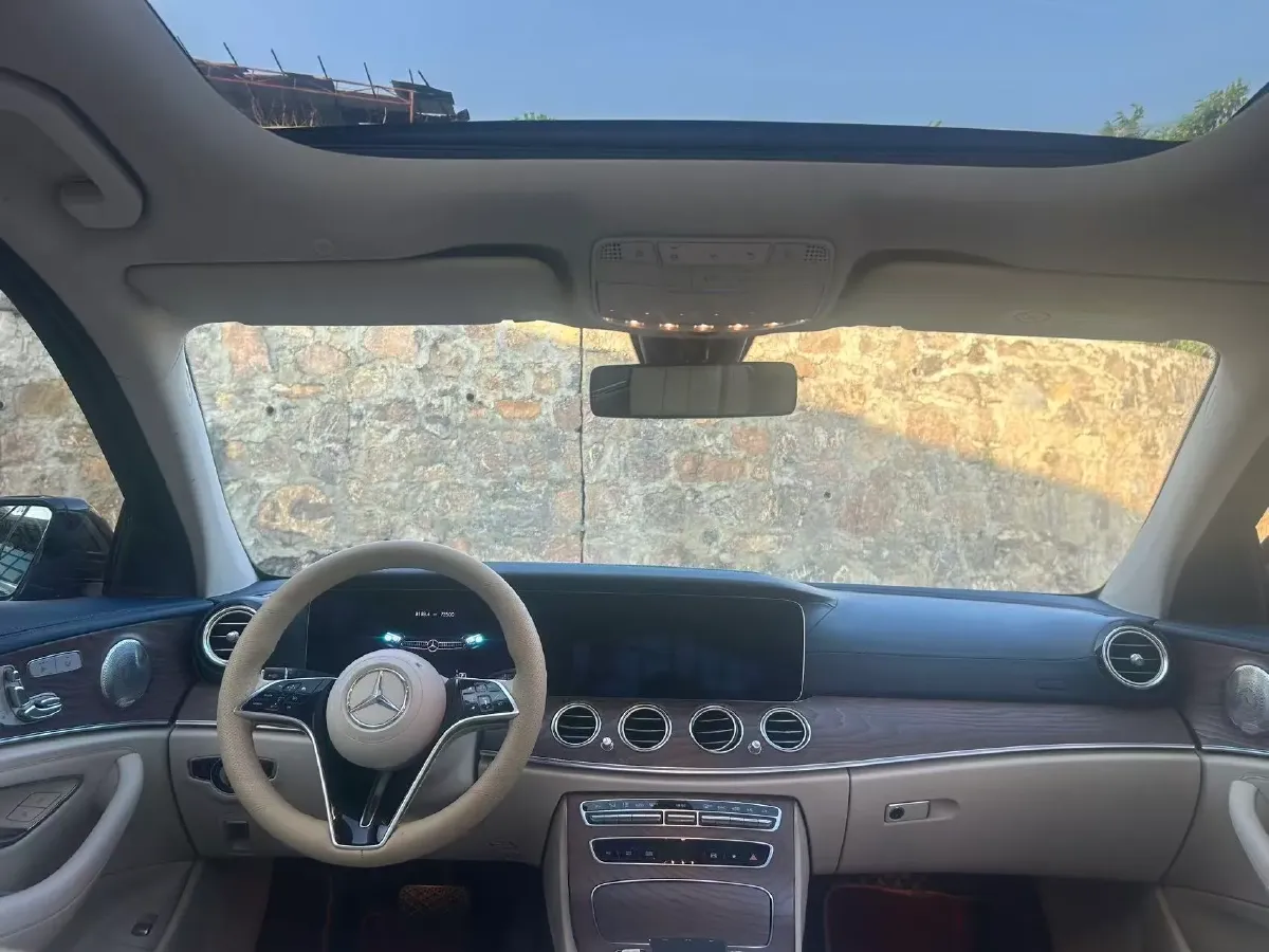 2021 Mercedes-Benz E Class 2.0T 258HP L4 9AT,autocango,china used car exporter,china ev exporter,chinese used car exporter,chinese used ev exporter