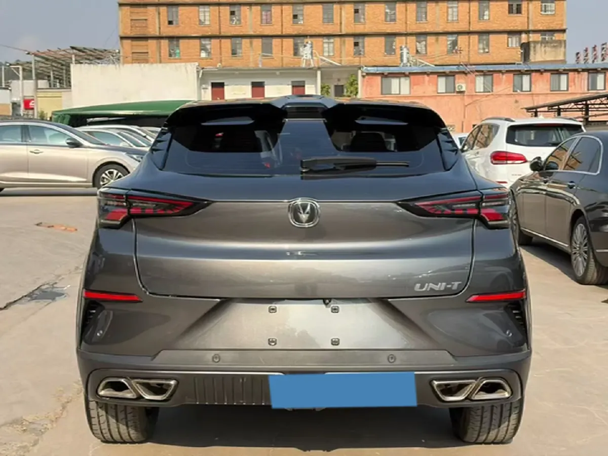 2022 ChangAn UNI-T 1.5T 188HP L4 7DCT,autocango,china used car exporter,china ev exporter,chinese used car exporter,chinese used ev exporter