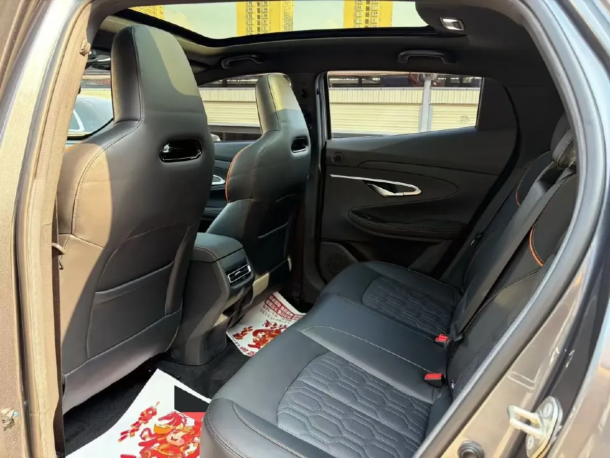 2022 ChangAn UNI-T 1.5T 188HP L4 7DCT,autocango,china used car exporter,china ev exporter,chinese used car exporter,chinese used ev exporter