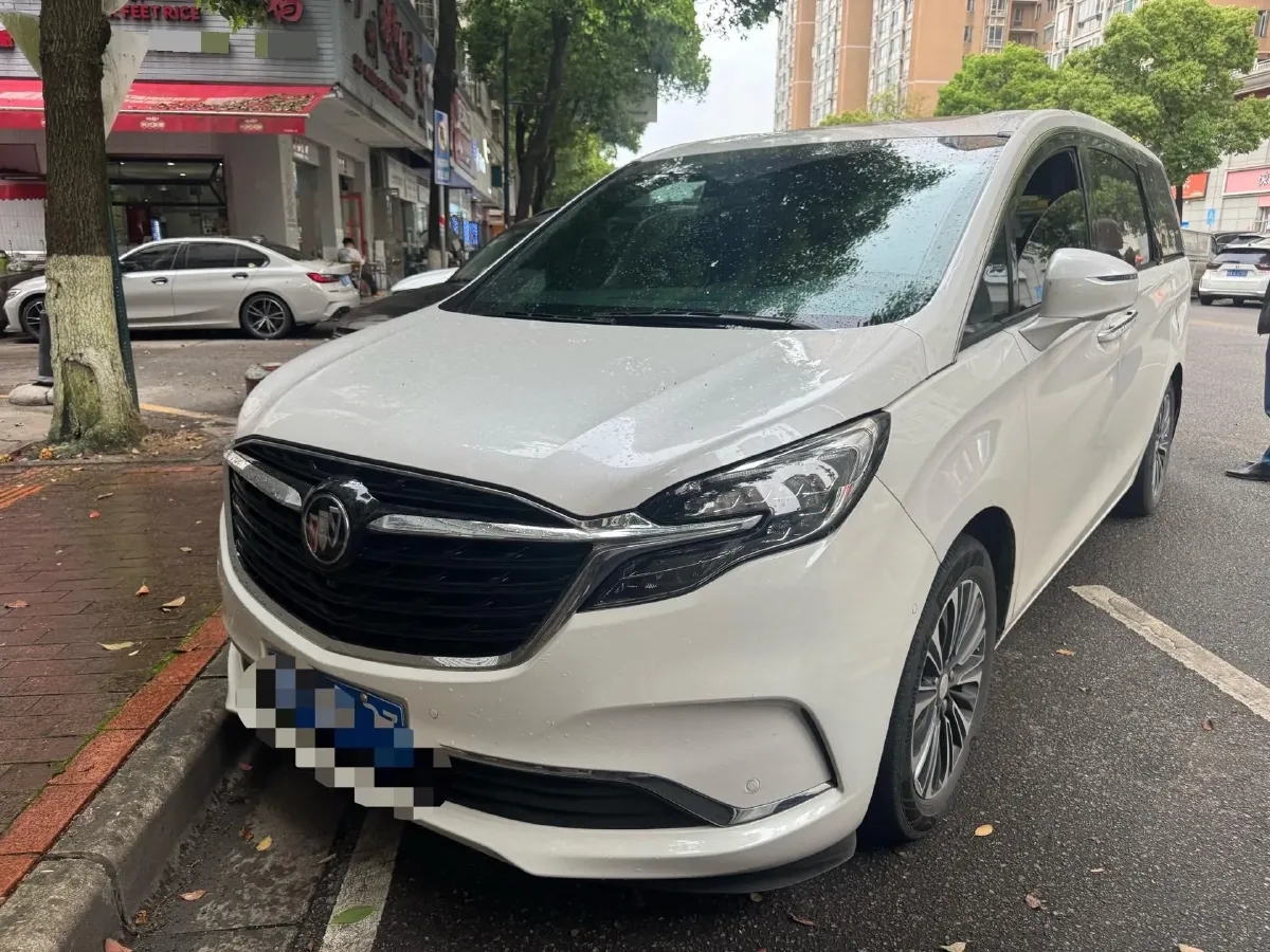 2022 Buick GL8 2.0T 237HP L4 9AT,autocango,china used car exporter,china ev exporter,chinese used car exporter,chinese used ev exporter