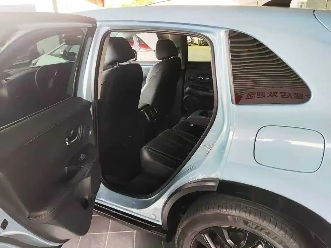 2023 Honda ZR-V 2.0L 143HP L4 E-CVT Hybrid,autocango,china used car exporter,china ev exporter,chinese used car exporter,chinese used ev exporter