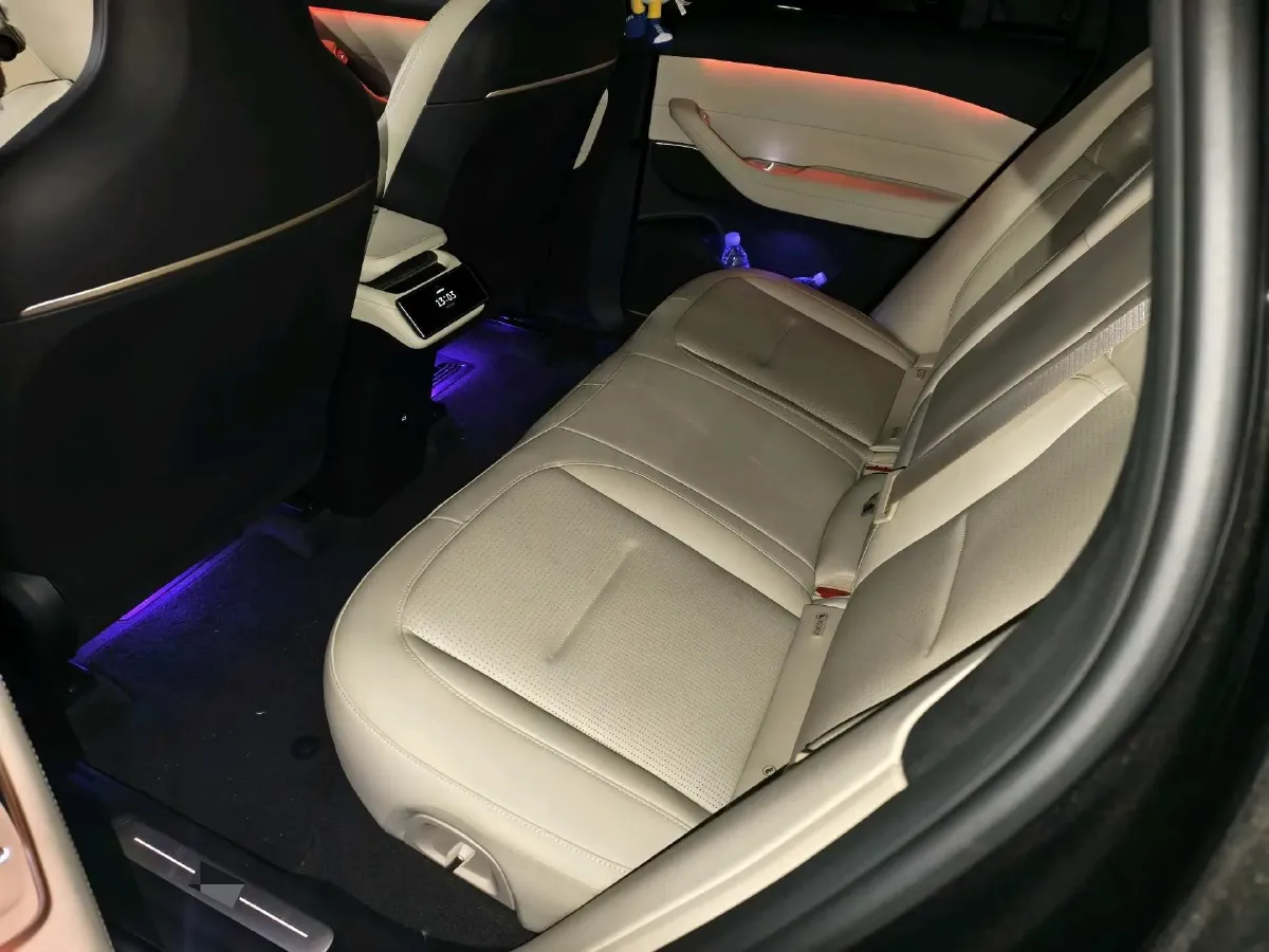 2024 NIO ES6 BEV 75KWH,autocango,china used car exporter,china ev exporter,chinese used car exporter,chinese used ev exporter