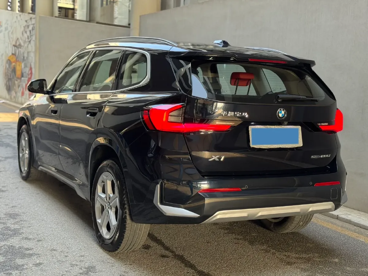2023 BMW X1 1.5T 156HP L3 7DCT,autocango,china used car exporter,china ev exporter,chinese used car exporter,chinese used ev exporter