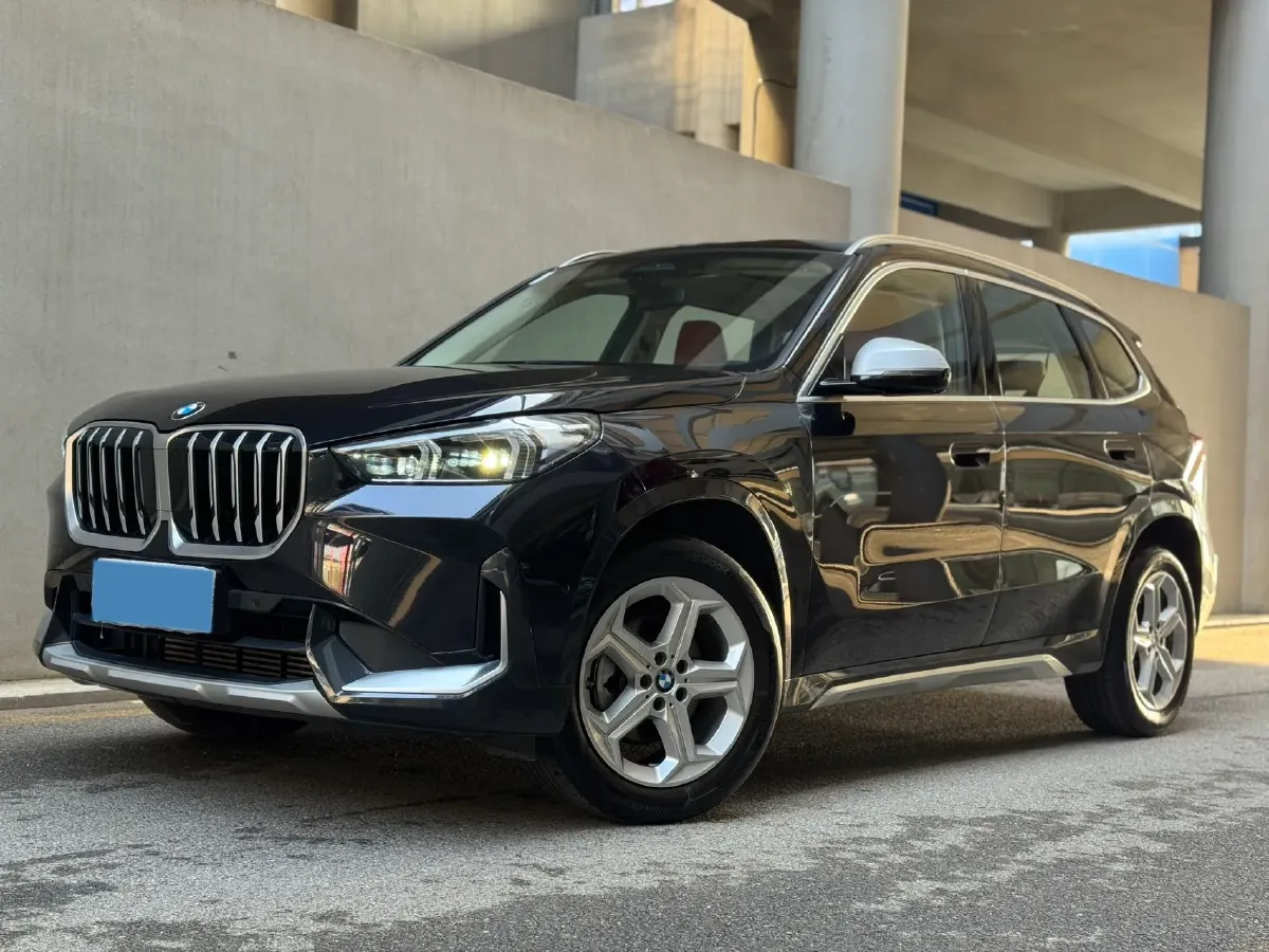 2023 BMW X1 1.5T 156HP L3 7DCT,autocango,china used car exporter,china ev exporter,chinese used car exporter,chinese used ev exporter