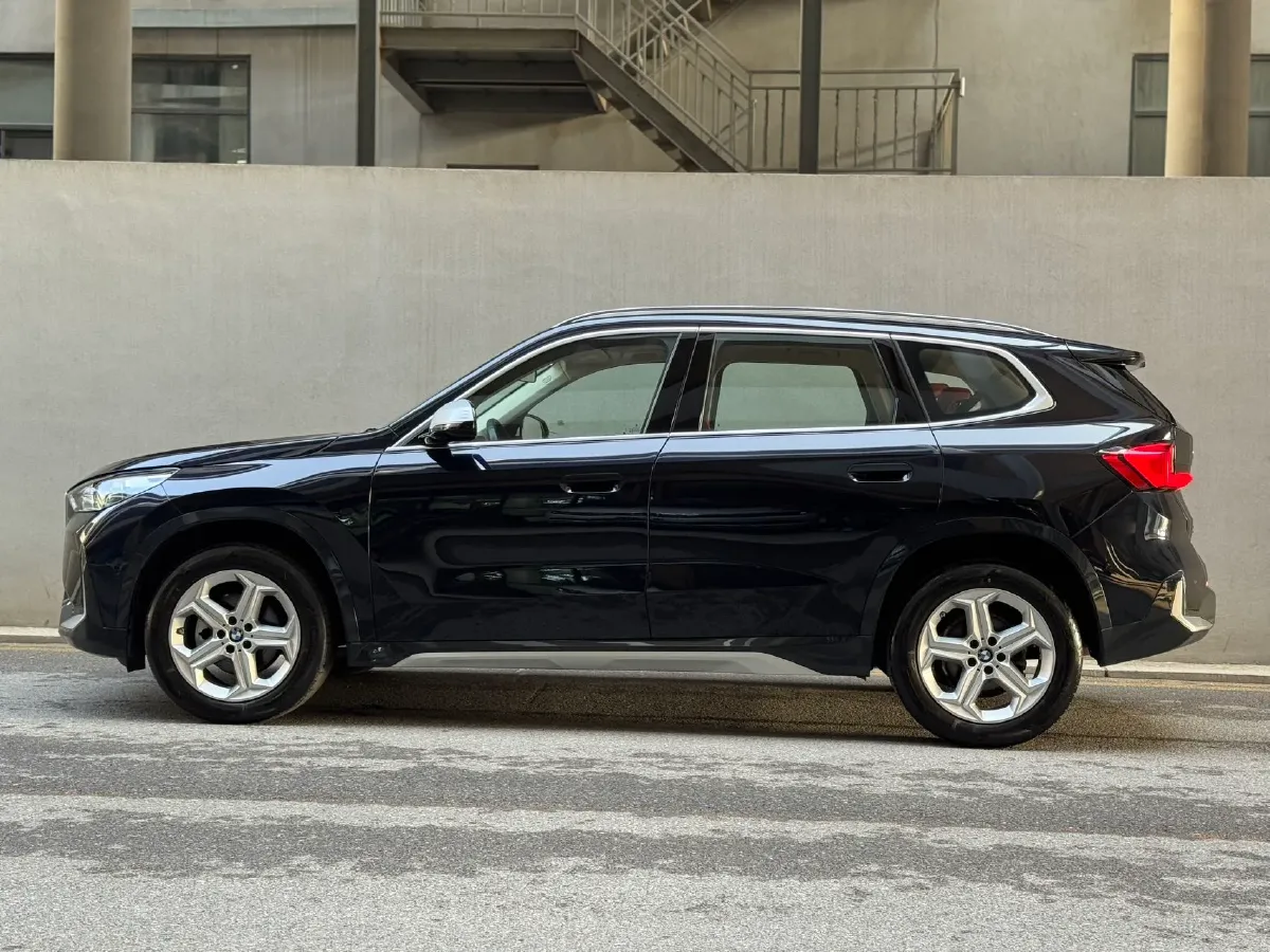 2023 BMW X1 1.5T 156HP L3 7DCT,autocango,china used car exporter,china ev exporter,chinese used car exporter,chinese used ev exporter