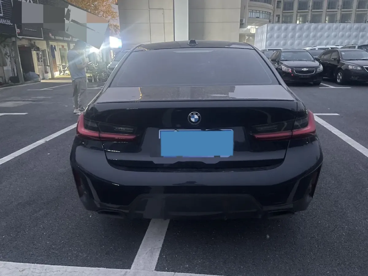 2024 BMW 3 Series 2.0T 184HP L4 8AT,autocango,china used car exporter,china ev exporter,chinese used car exporter,chinese used ev exporter